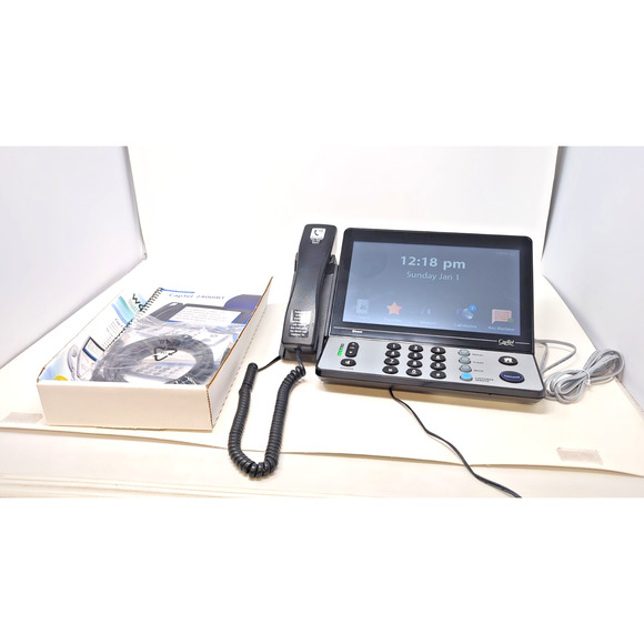 CapTel 2400ibt Captioned Hearing Impaired Touch Screen Telephone Bluetooth - Picture 1 of 5